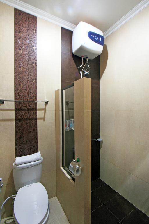 D Ajenk Boutique Guesthouse Kejayan الغرفة الصورة